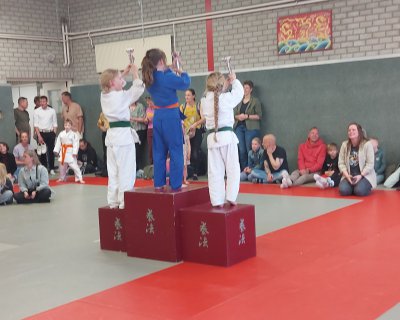 Klik voor een grotere weergave, 1000125303.jpg
