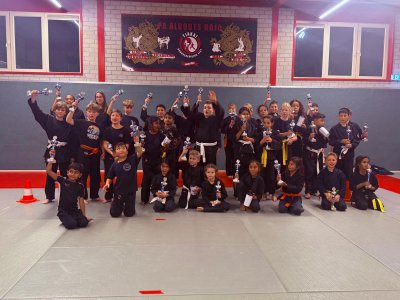 Klik voor een grotere weergave, AZEU7910.jpg