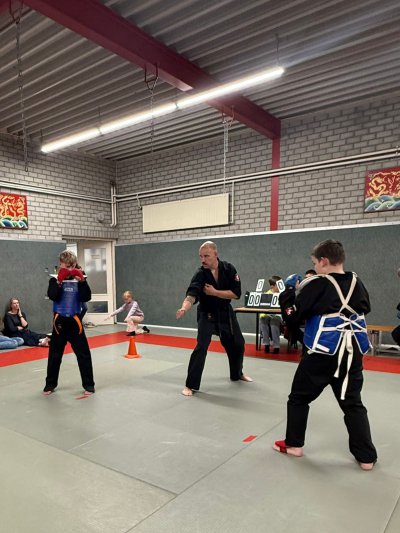 Klik voor een grotere weergave, LFTY7442.jpg