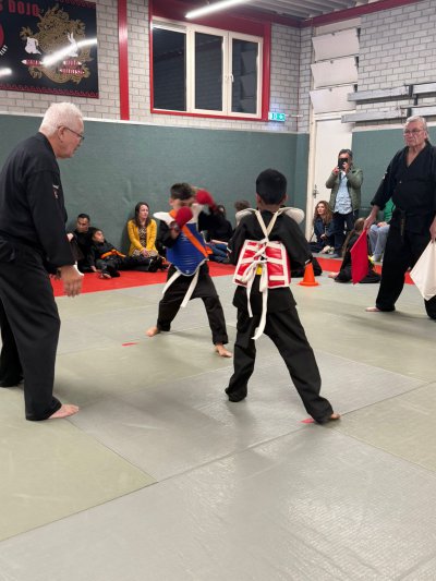 Klik voor een grotere weergave, QTTB6470.jpg